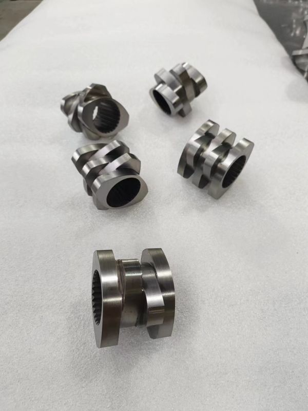 संक्षारण प्रतिरोधी ट्विन स्क्रू एक्सट्रूडर मशीन उच्च मिश्रण के लिए घुमावदार ब्लॉक