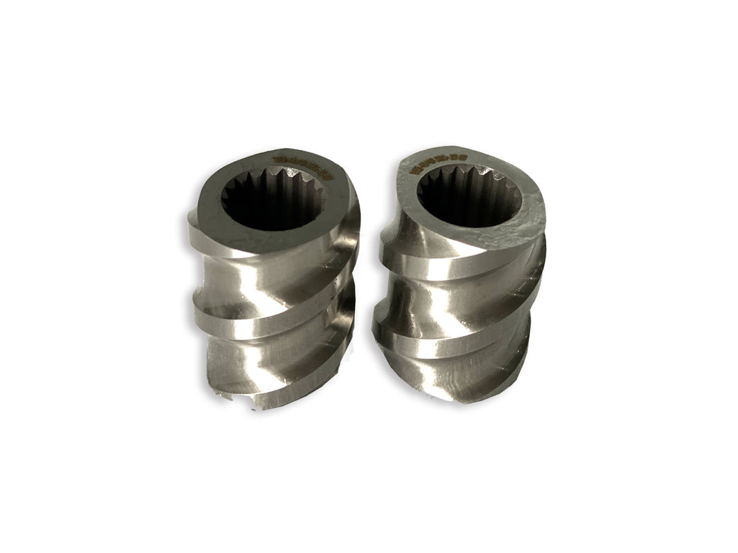 प्लास्टिक मशीन 58 मिमी ट्विन स्क्रू एक्सट्रूडर आयत स्पाइन एक्सट्रूडर स्क्रू तत्वों के साथ एम 1