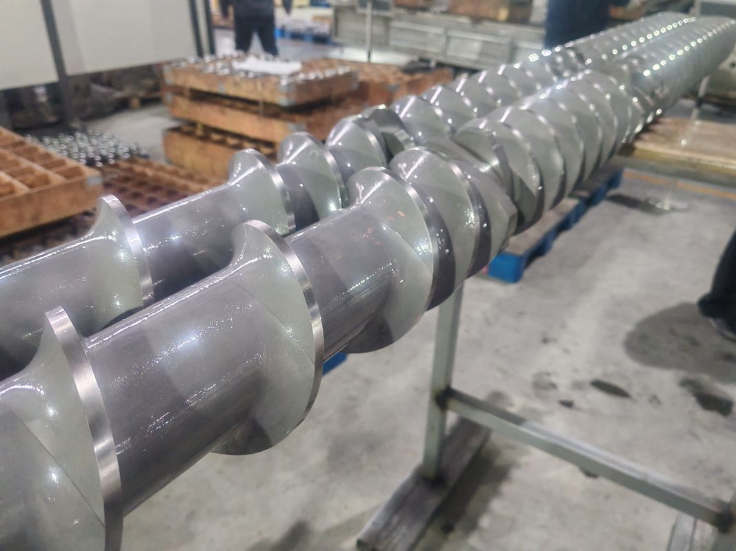 उच्चतम परिणामों के लिए परिशुद्धता इंजीनियर Berstoff ट्विन पेंच extruder पेंच सेगमेंट और बैरल