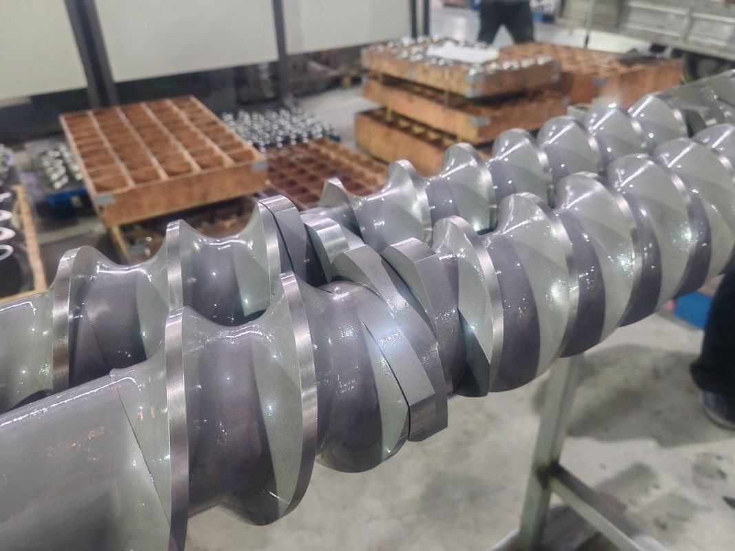 उच्चतम परिणामों के लिए परिशुद्धता इंजीनियर Berstoff ट्विन पेंच extruder पेंच सेगमेंट और बैरल