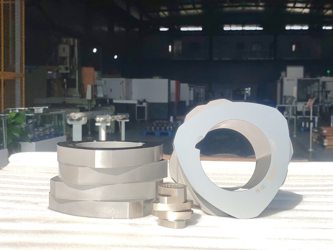 SZK 250 ट्विन स्क्रू एक्सट्रूडर स्क्रू तत्व आईएसओ 9001 प्रमाणन और अनुकूलित विकल्पों के साथ