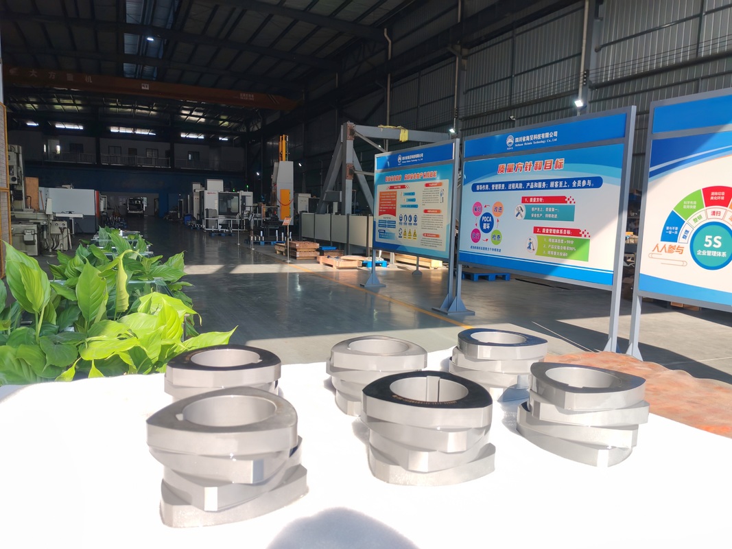 SZK 250 ट्विन स्क्रू एक्सट्रूडर स्क्रू तत्व आईएसओ 9001 प्रमाणन और अनुकूलित विकल्पों के साथ